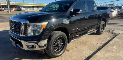 Nissan Titan 2017