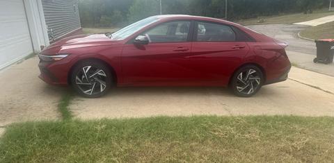 Hyundai Elantra 2025