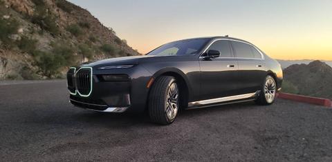 BMW i7 2025