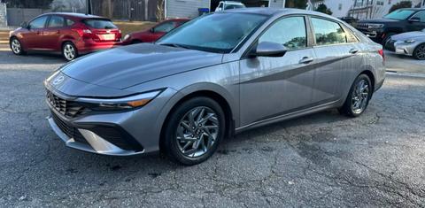 Hyundai Elantra 2024