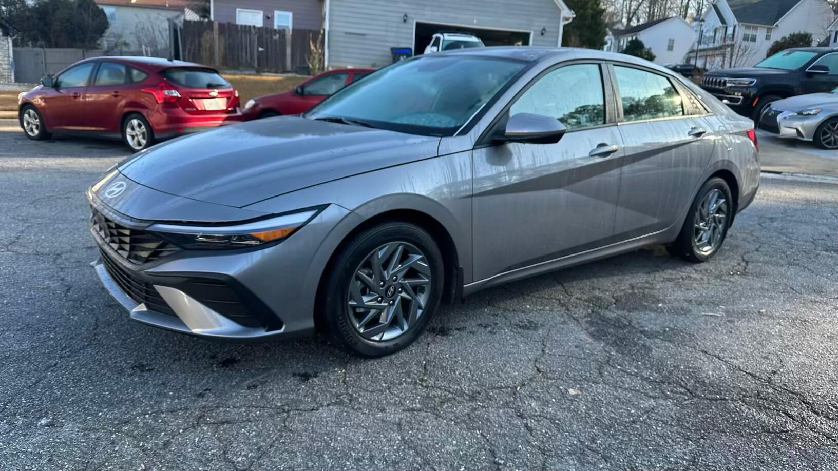 Hyundai Elantra 2024 in 