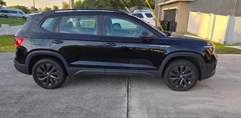 Volkswagen Taos 2024