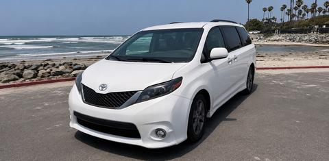 Toyota Sienna 2015