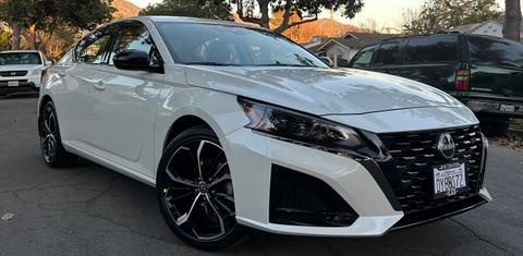 Nissan Altima 2025