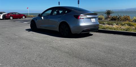 Tesla Model 3 2025