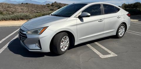 Hyundai Elantra 2019