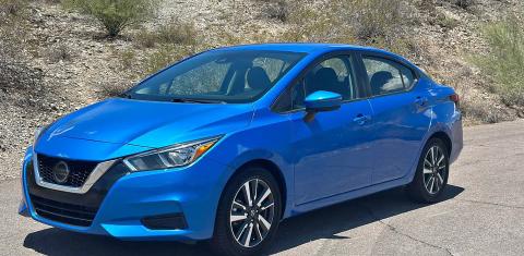 Nissan Versa 2021