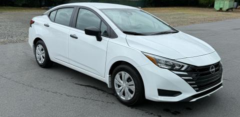 Nissan Versa 2025