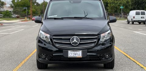 Mercedes-Benz Metris 2023