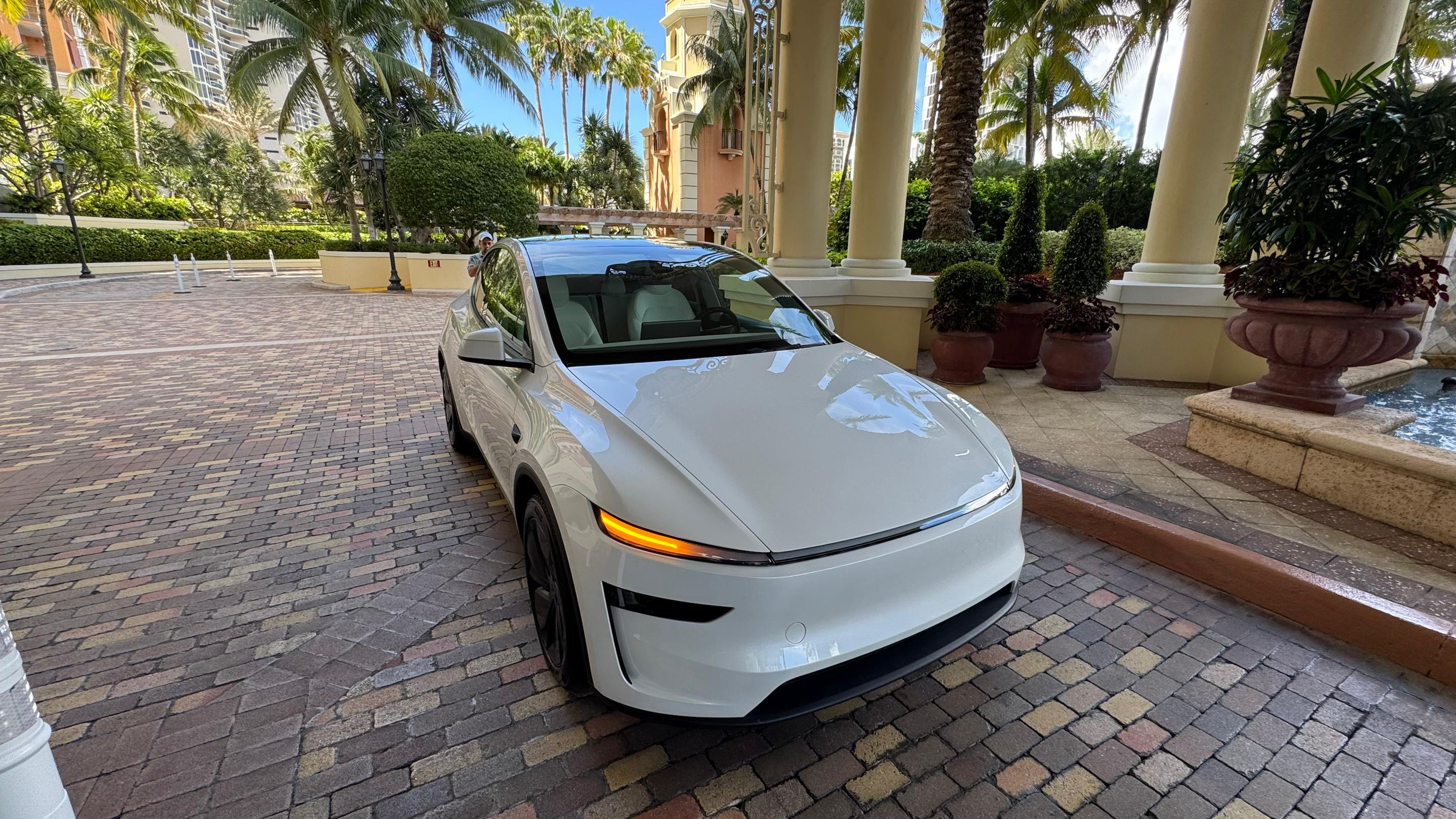 Tesla Model Y 2026 in Miami, FL