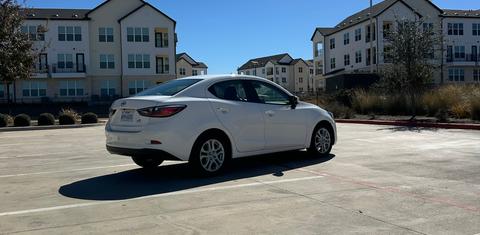 Scion iA 2016