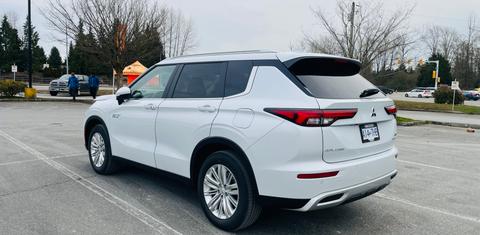 Mitsubishi Outlander Plug-In Hybrid 2025