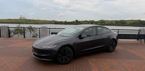 Tesla Model 3 2025