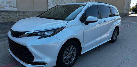 Toyota Sienna 2024