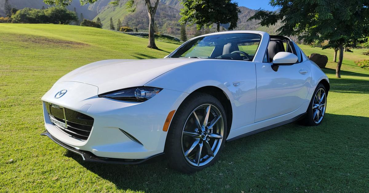 Mazda MX-5 Miata RF 2022 rental in Kahului, HI by Easy Camping