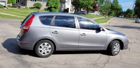 Hyundai Elantra Touring 2011