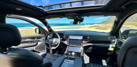Jeep Wagoneer 2023