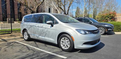 Chrysler Voyager 2023