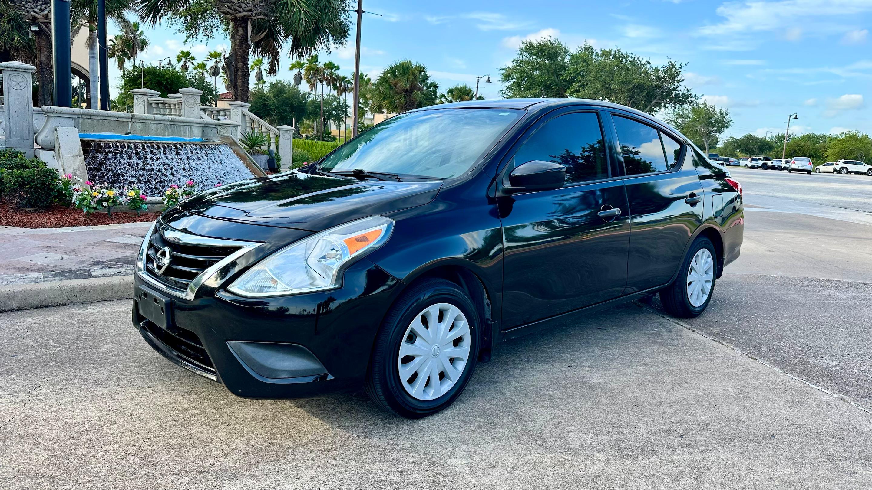 Nissan Versa 2017 in 
