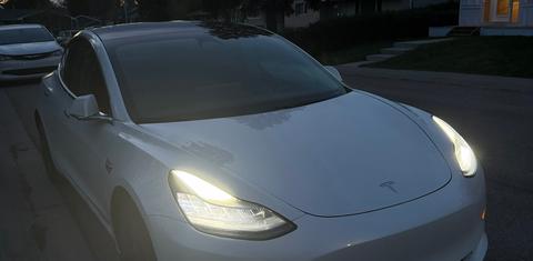Tesla Model 3 2020