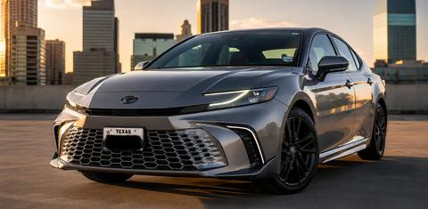 Toyota Camry Hybrid 2025