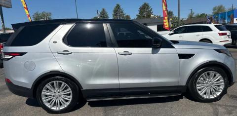 Land Rover Discovery 2020
