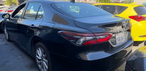 Toyota Camry 2021