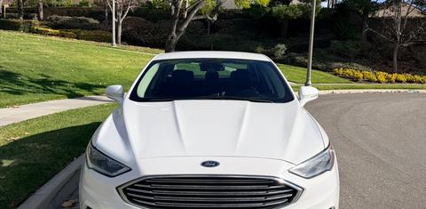 Ford Fusion Hybrid 2017