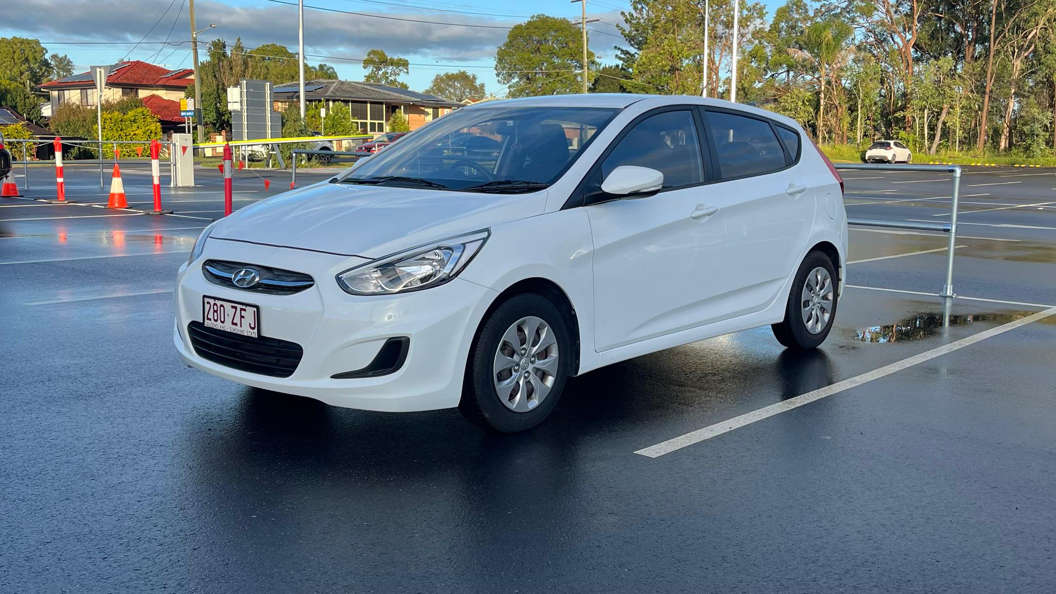 Hyundai ACCENT 2017 in Coopers Plains