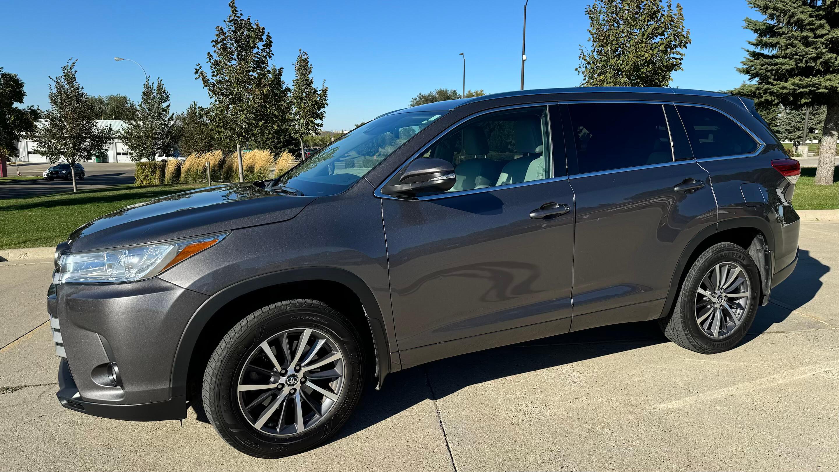 Toyota Highlander 2017 in Bismarck, ND