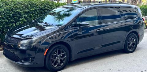 Chrysler Pacifica 2019