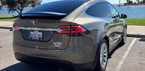 Tesla Model X 2016