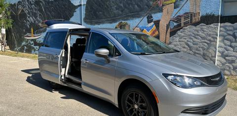 Chrysler Pacifica 2017