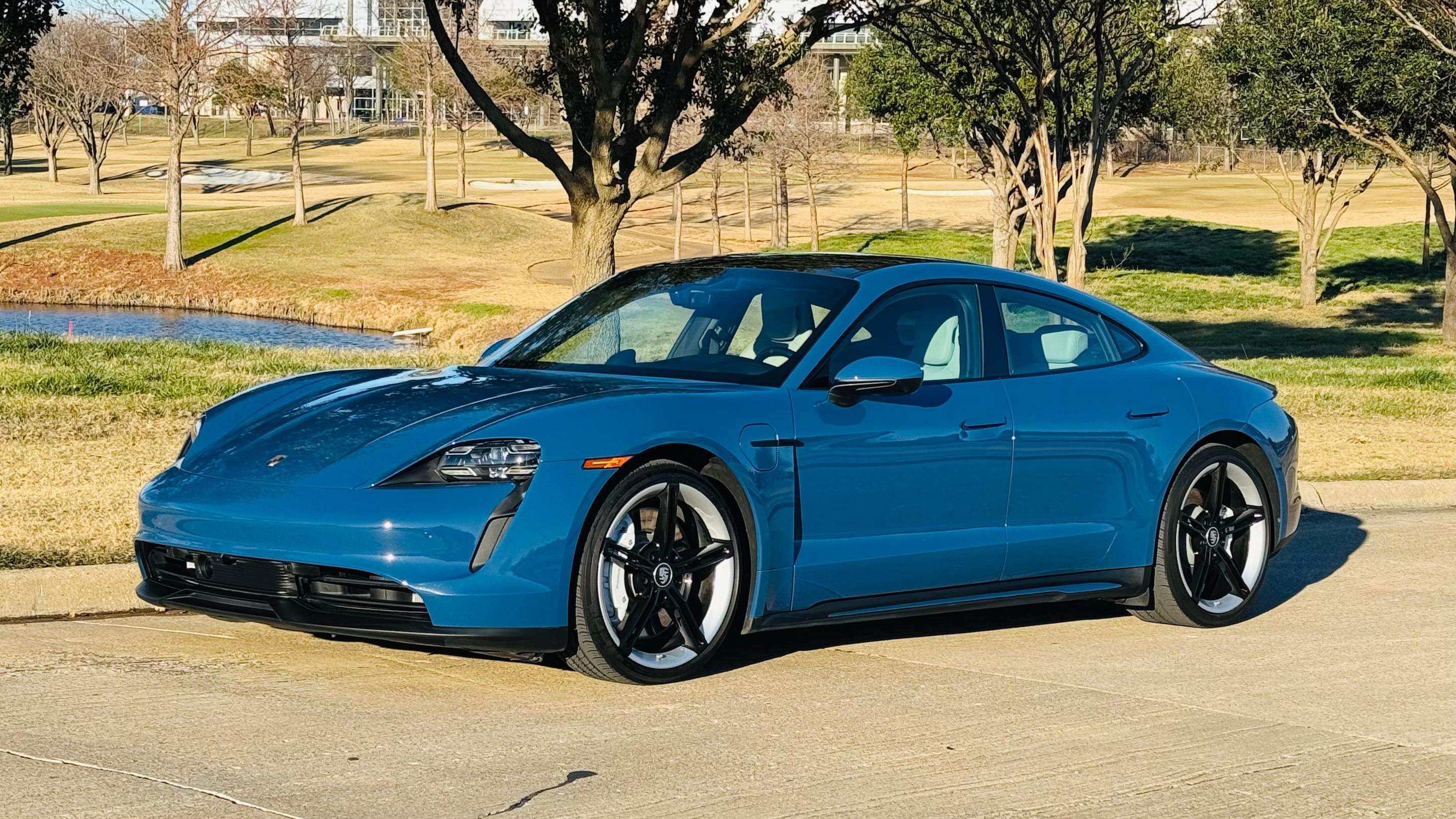 Porsche Taycan 2021 in 