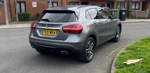 Mercedes-Benz GLA-Class 2019