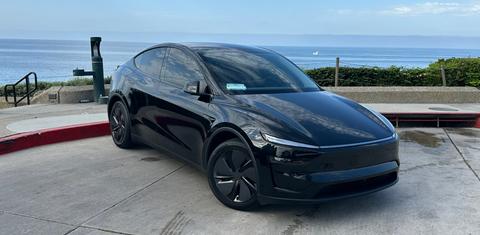 Tesla Model Y 2026