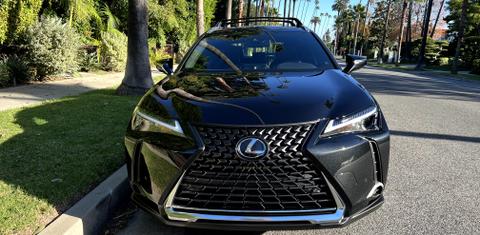 Lexus UX 2023