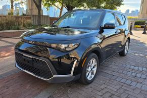 Kia Soul 2023 in West New York