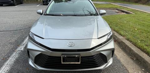 Toyota Camry Hybrid 2025