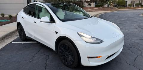 Tesla Model Y 2021