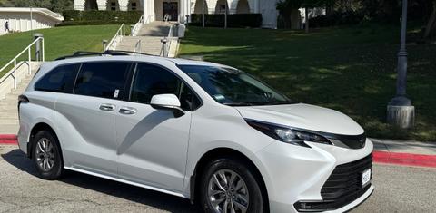Toyota Sienna 2026