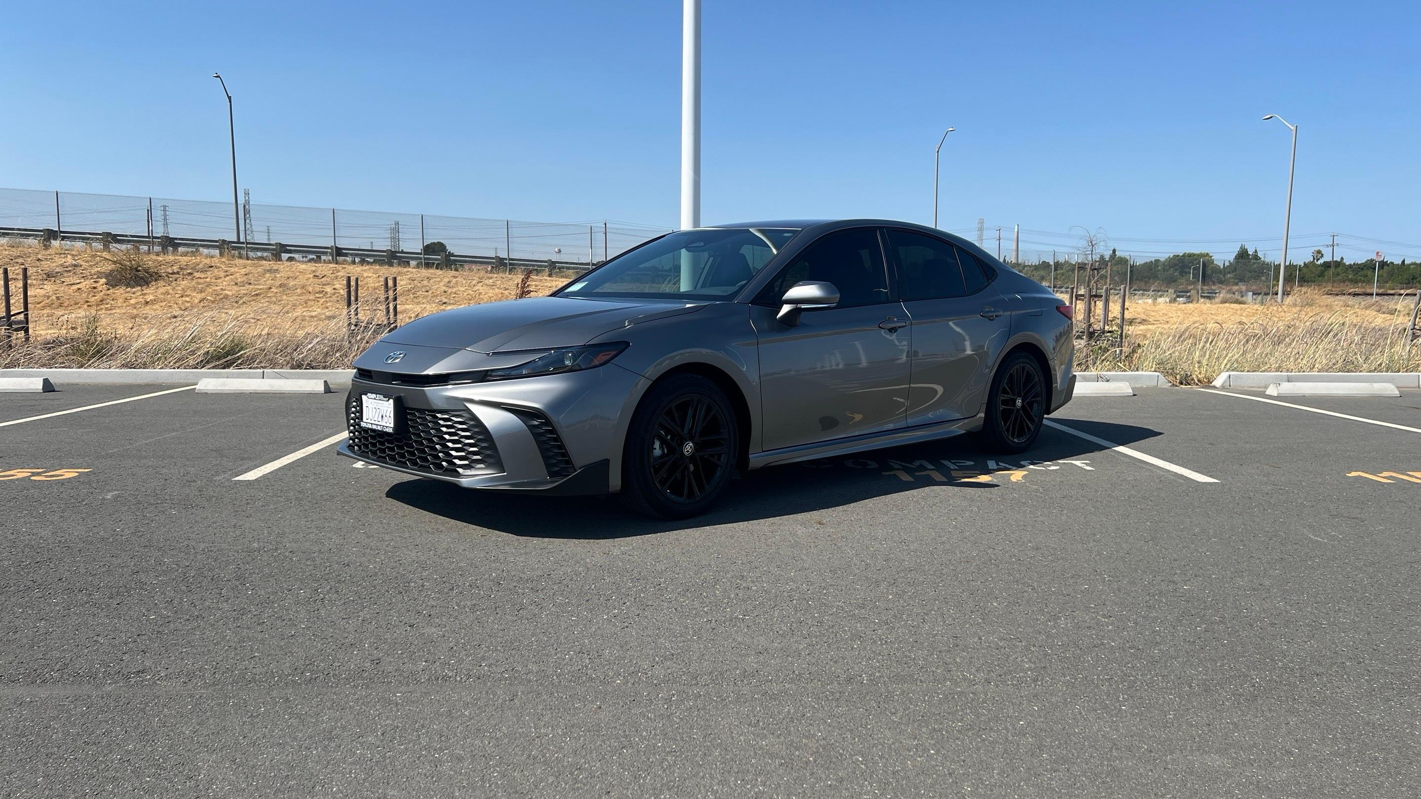 Toyota Camry Hybrid 2025 in Burlingame, CA
