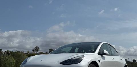 Tesla Model 3 2021