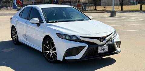 Toyota Camry Hybrid 2023