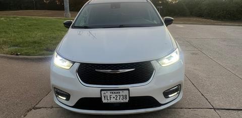 Chrysler Pacifica 2024
