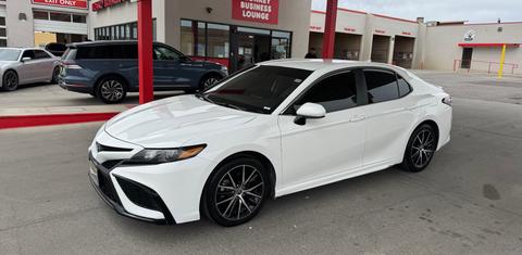Toyota Camry 2021