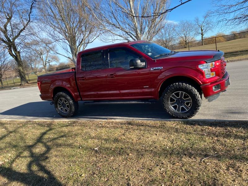 Ford F-150 2015 in Chicago, IL