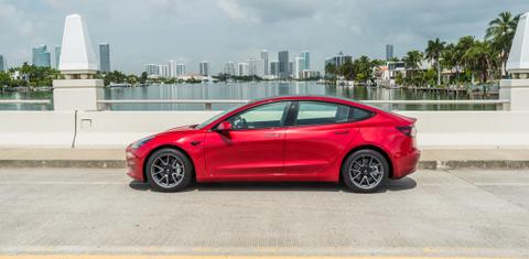 Tesla Model 3 2021