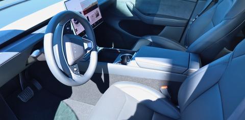 Tesla Model Y 2026