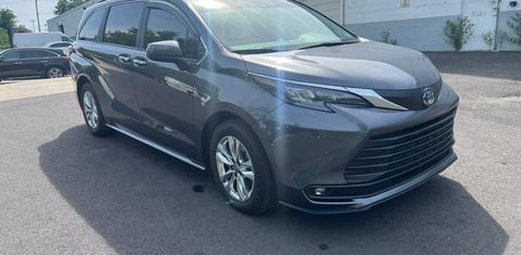 Toyota Sienna 2025